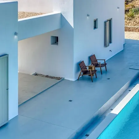 Lil Paros Aprt.1
